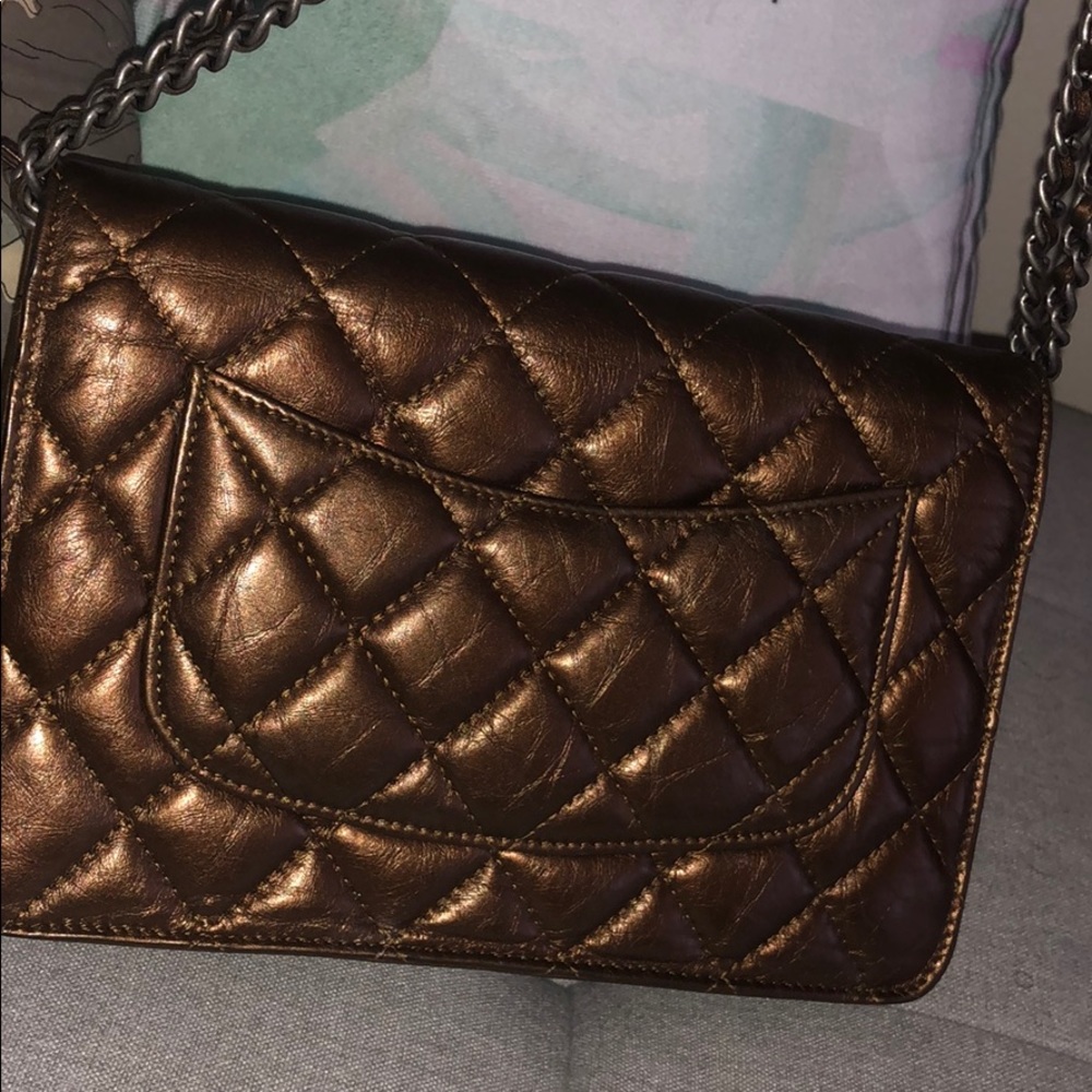 Chanel Bag - Picture 2 of 2